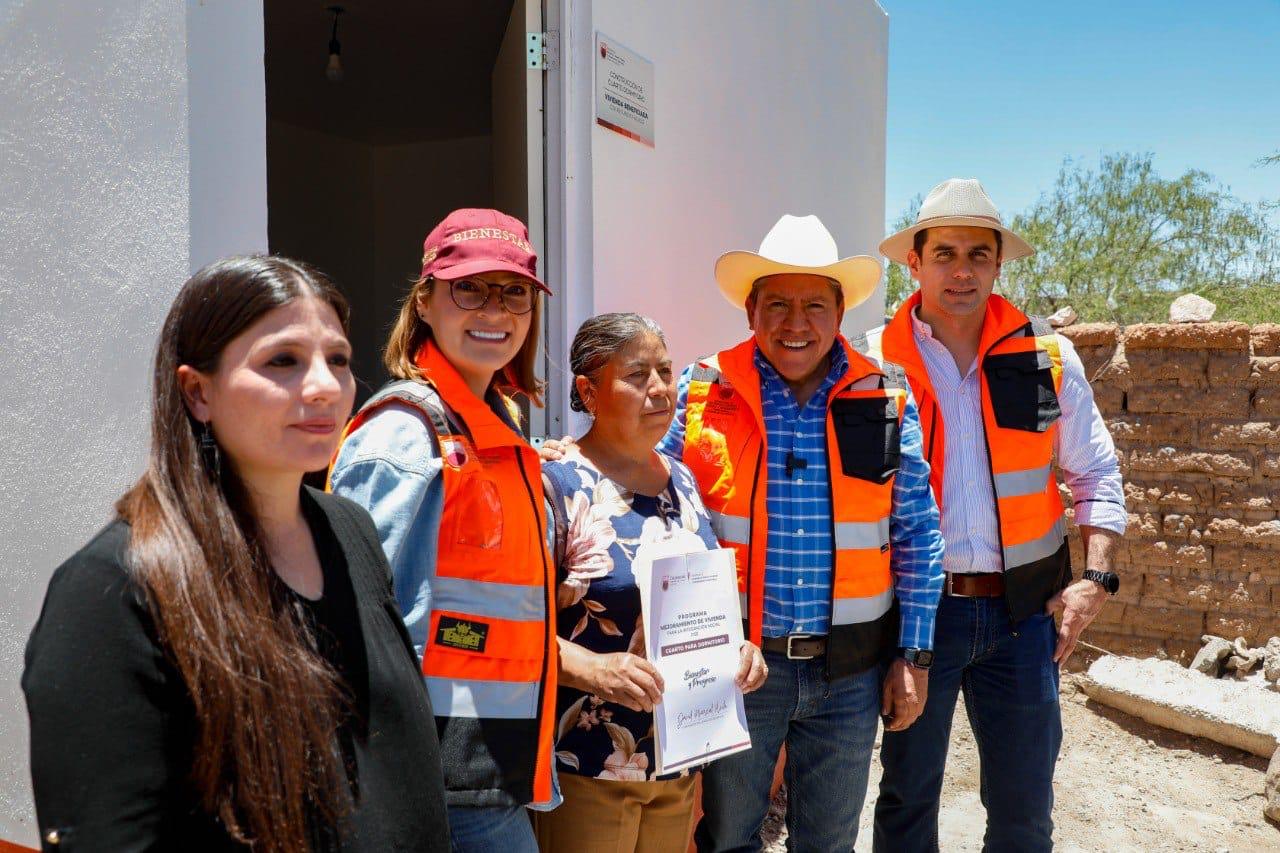 David Monreal lleva beneficios del programa Construcción para el Bienestar a familias de Calera