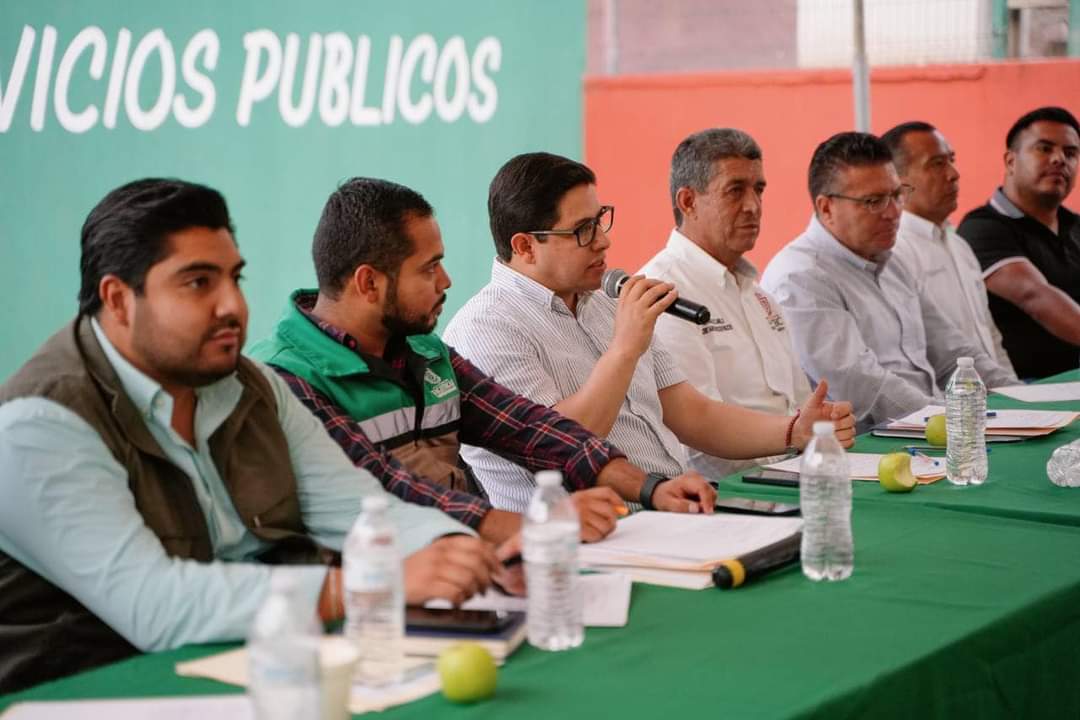 ATIENDEN NECESIDADES DE LA COLONIA FRANCISCO E. GARCÍA CON EL PROGRAMA “CAMINANDO TU POLÍGONO”
