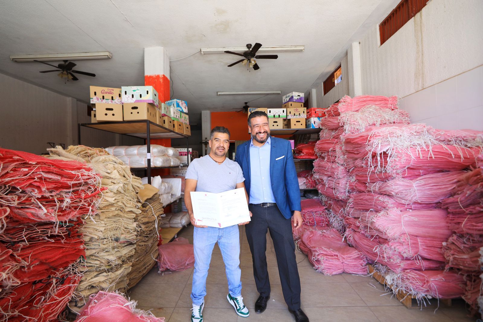 Entrega Gobierno de Zacatecas apoyos en financiamiento a negocios de Calera y Fresnillo