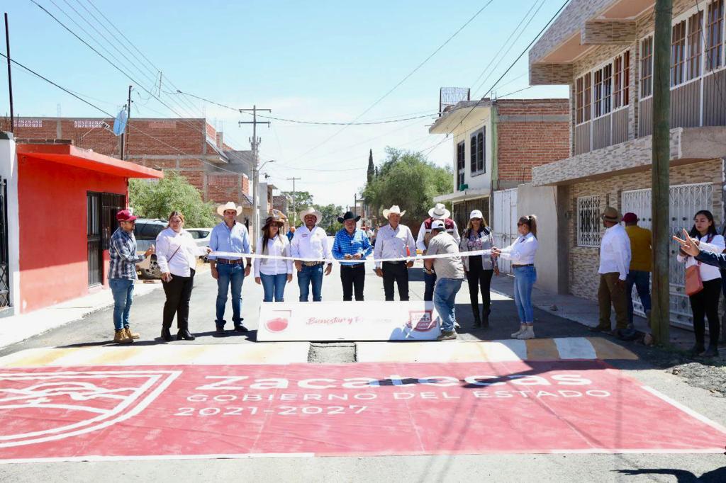 Con inversión de 10 mdp, Gobernador David Monreal pavimenta y rehabilita 20 calles en Ojocaliente; anuncia el inicio de obras educativas 