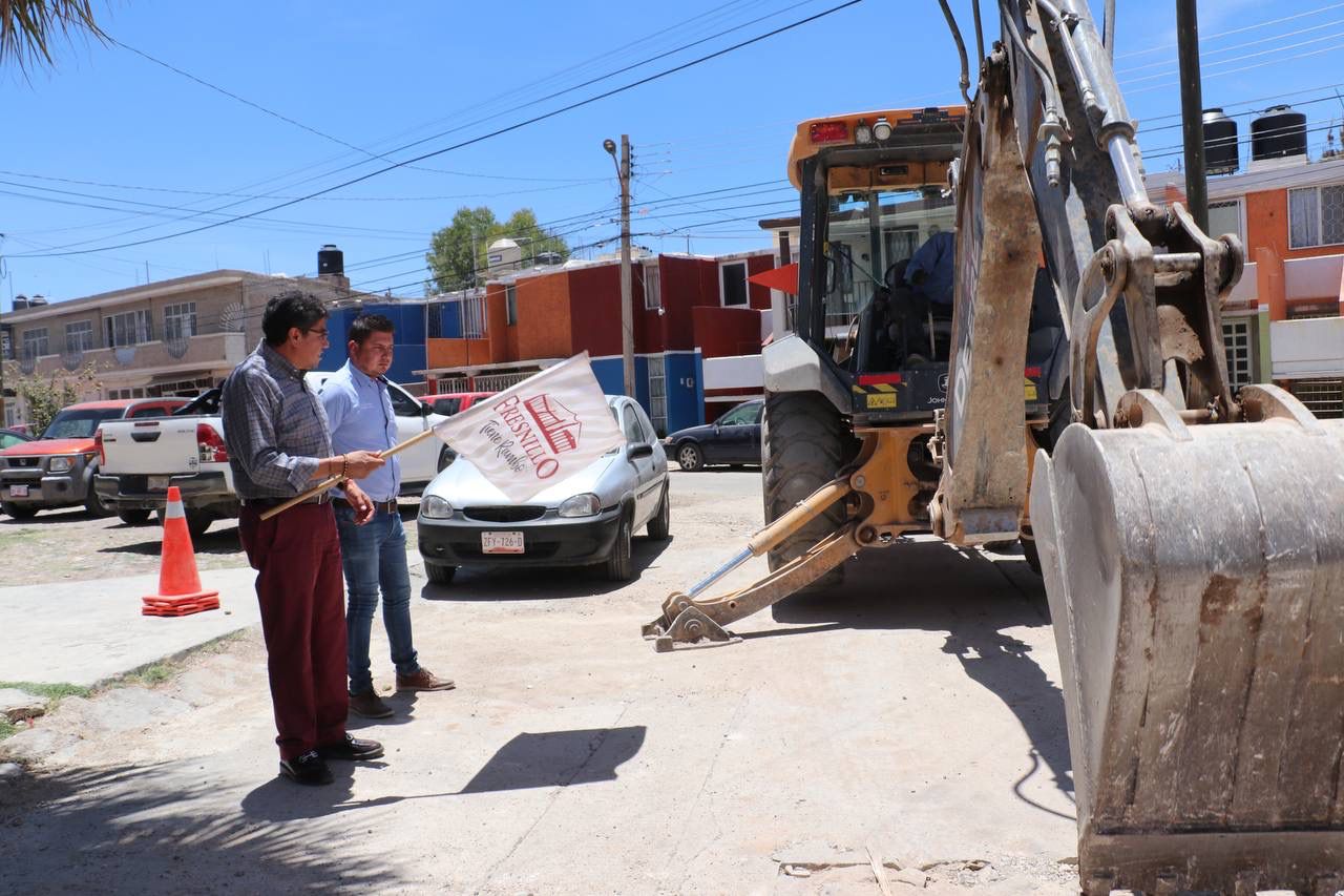 SUPERVISA SAÚL MONREAL
LA OBRA PÚBLICA EN DESARROLLO