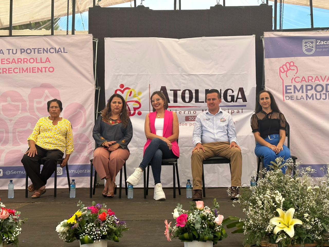 Llevan Caravana de Empoderamiento de la Mujer Zacatecana a Atolinga