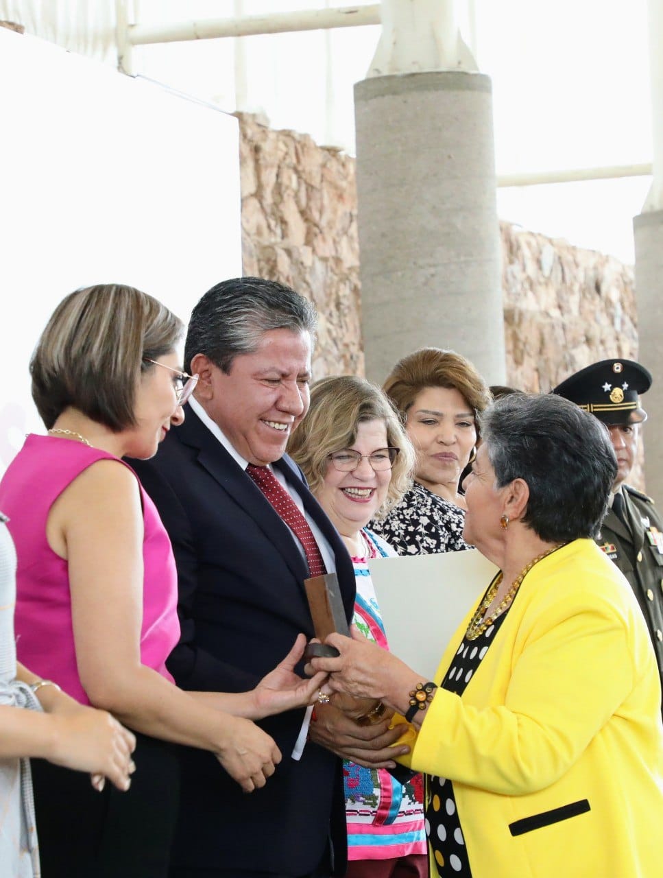 Conmemoran zacatecanas y Gobernador David Monreal el 70 aniversario del voto de la mujer mexicana