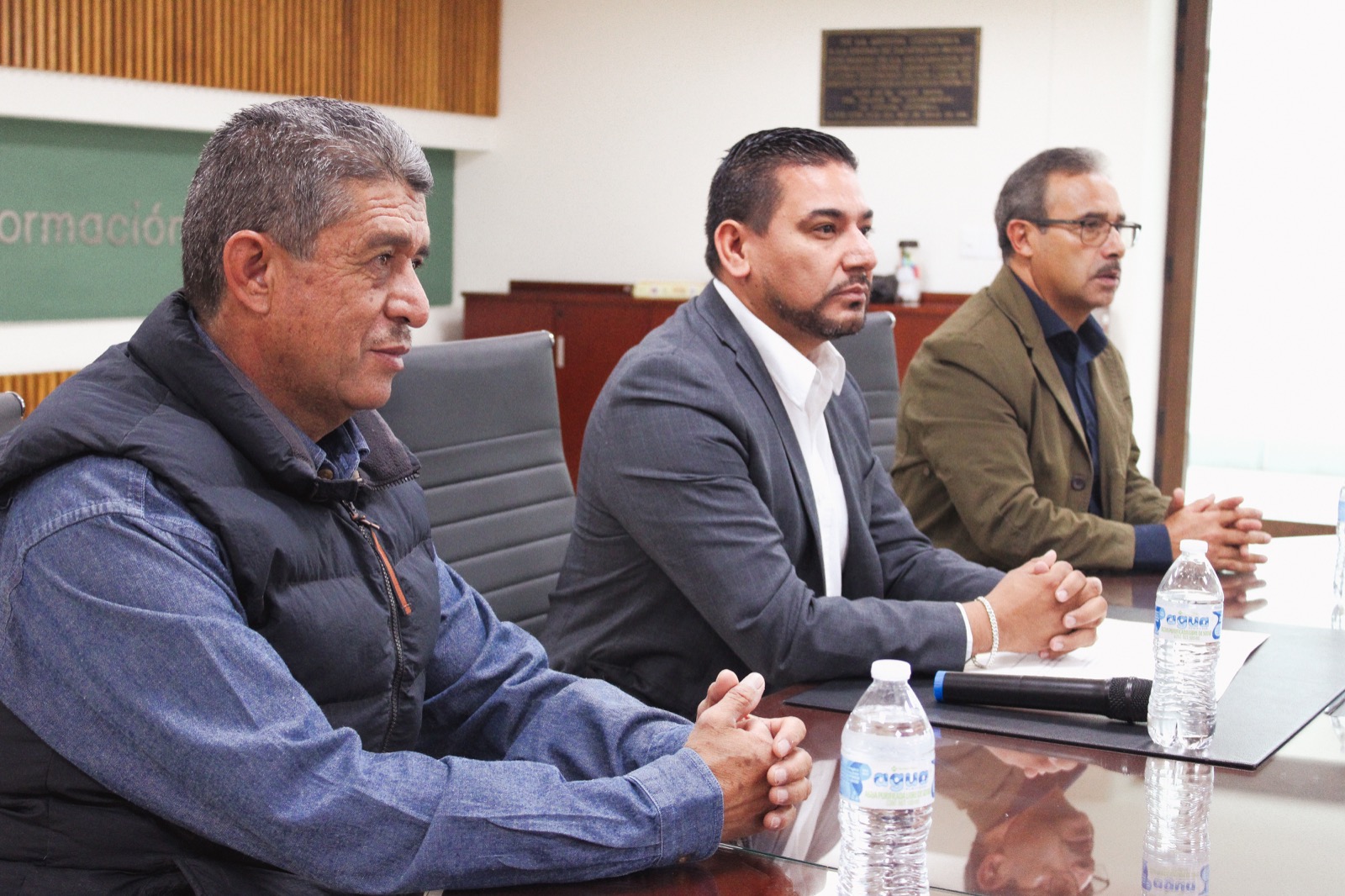 CAPACITAN A SERVIDORES PÚBLICOS DE LA CAPITAL EN MATERIA DE LIDERAZGO