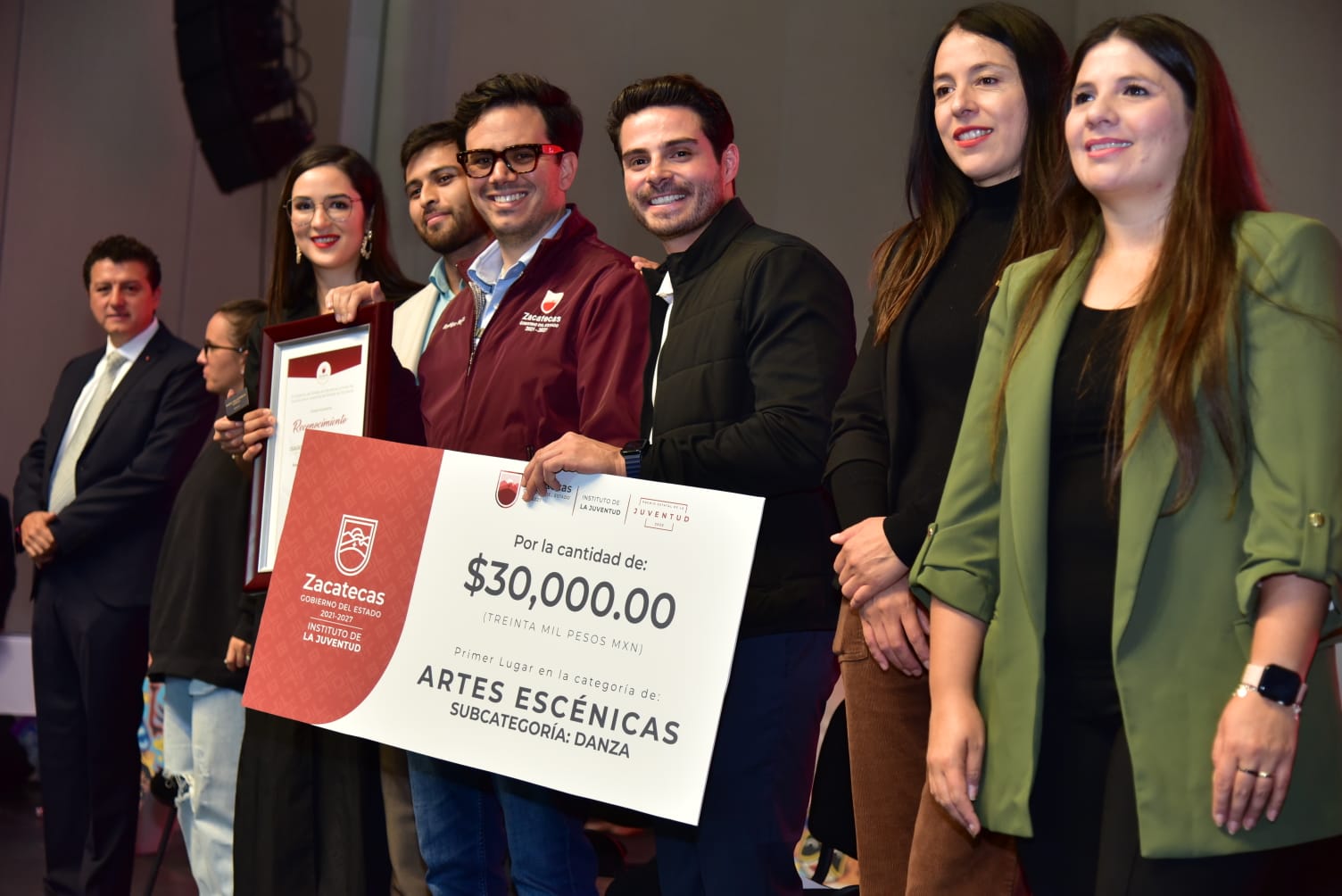 Premia Gobierno de Zacatecas talento y trayectoria de los jóvenes