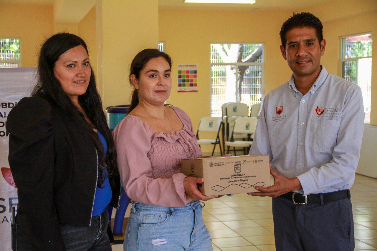 Emprende SEDIF doble gira de trabajo por municipios junto a representantes de DIF Nacional