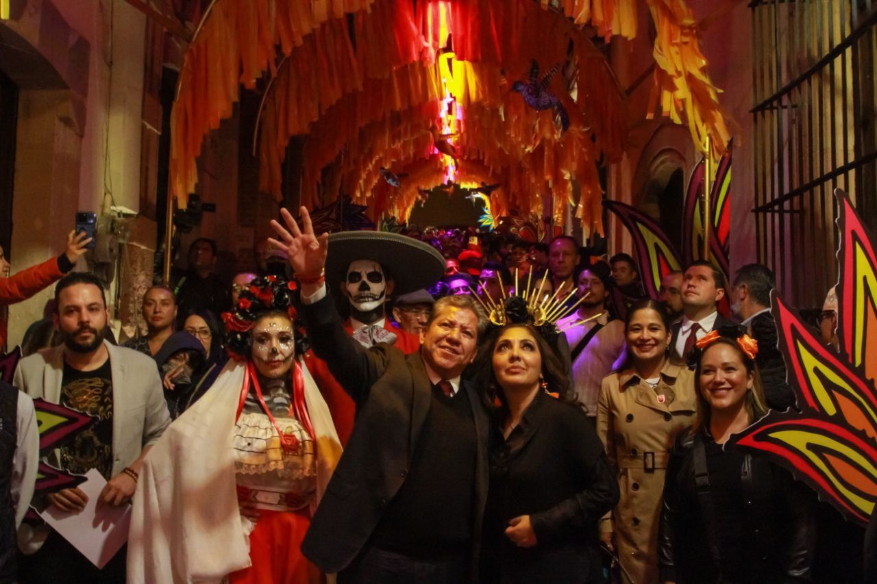 Con el Festival de Día de Muertos, colores, olores, sonidos y sabores inundan el Centro Histórico de Zacatecas
