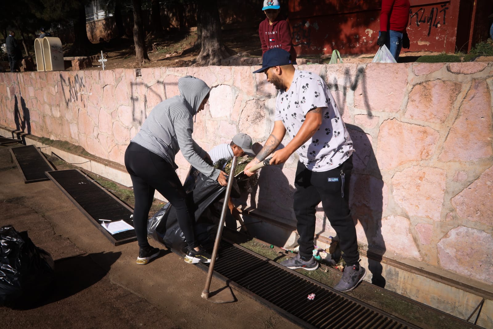 REALIZAN JORNADA DE LIMPIEZA EN LA UNIDAD DEPORTIVA “BENITO JUÁREZ”
