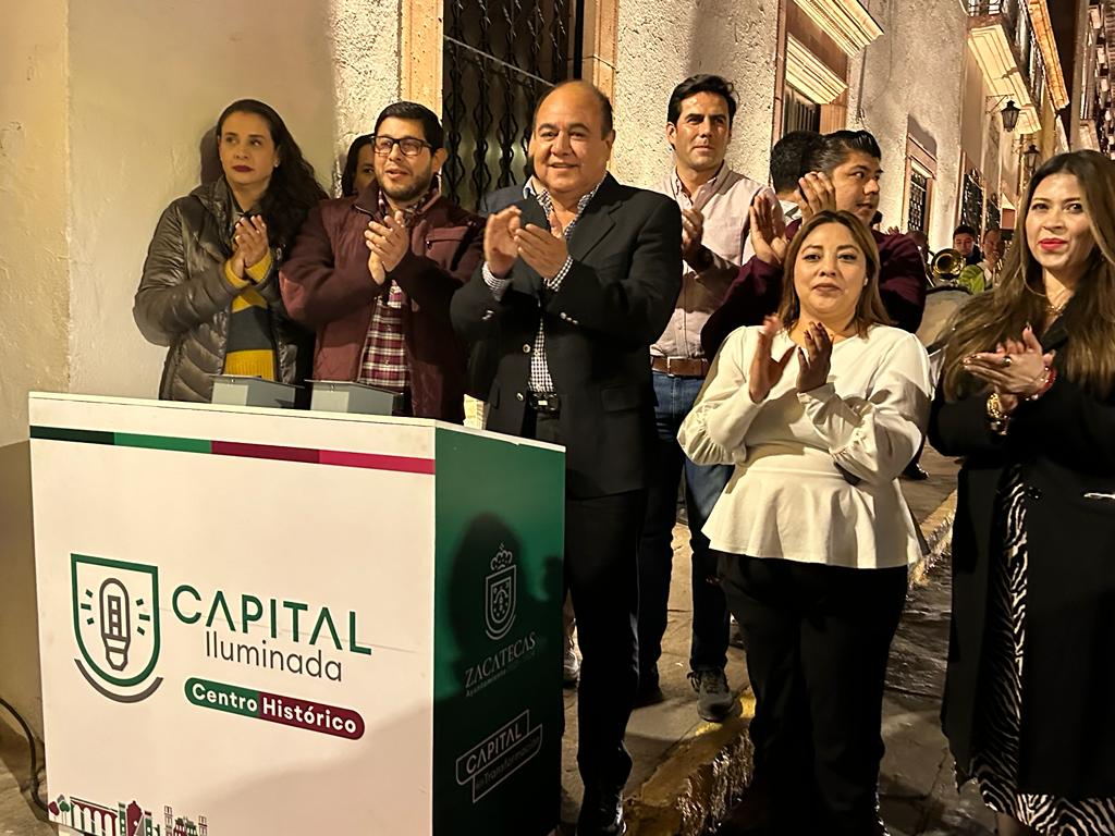 Iluminación del Centro Histórico fortalecerá actividades culturales y turísticas
