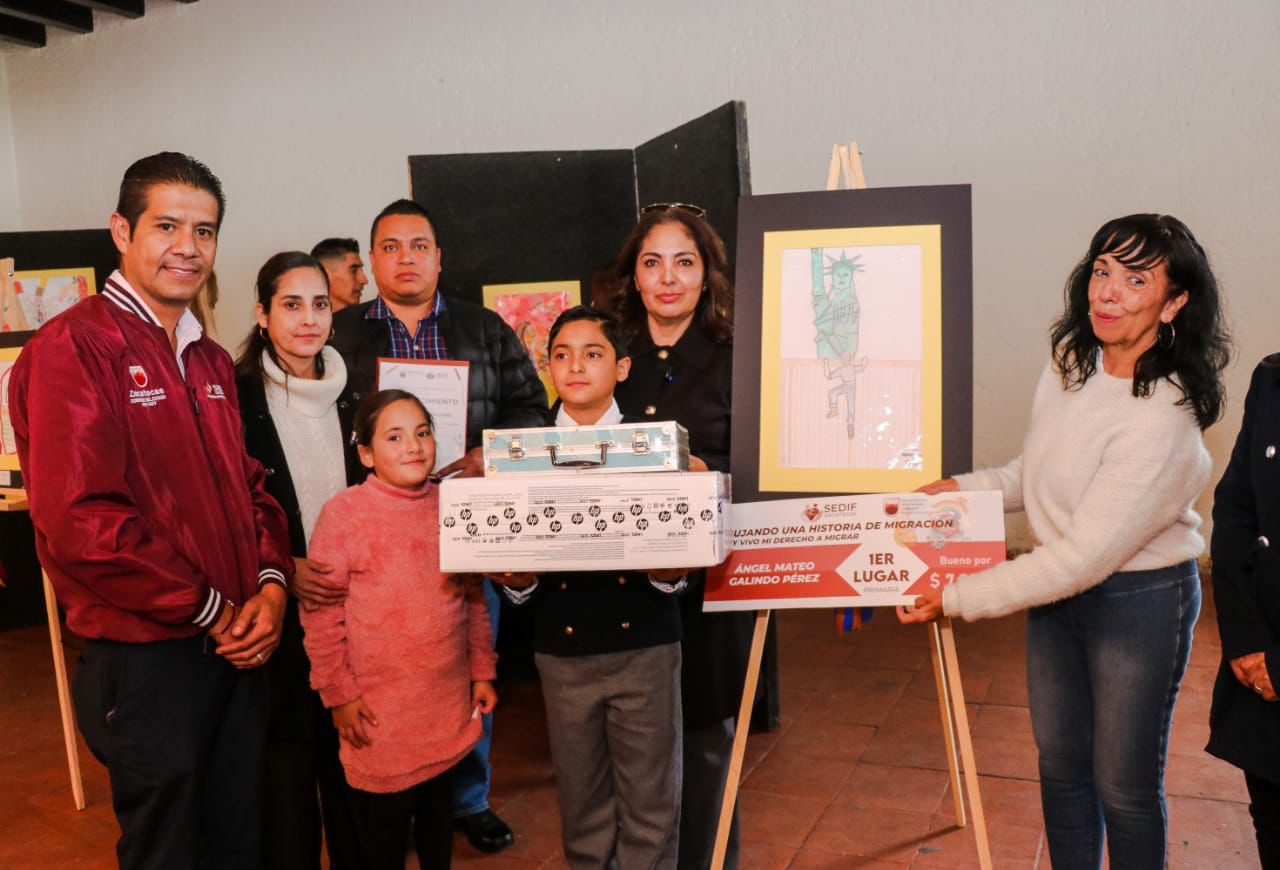 Premia SEDIF a ganadores de concurso binacional de dibujo; participan 1 mil 595 menores