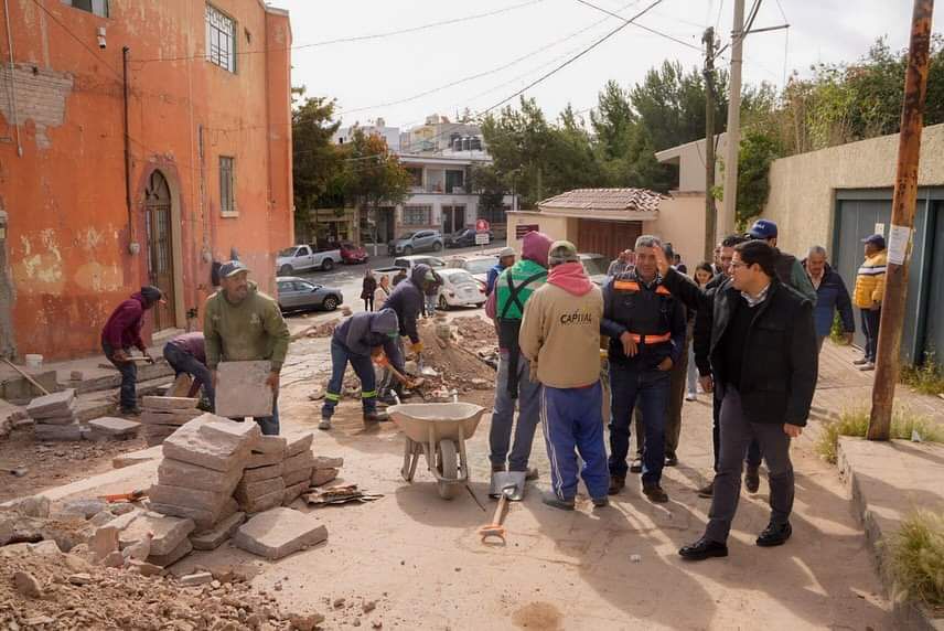 SUPERVISA JORGE MIRANDA LA REHABILITACIÓN DE LA RED DE DRENAJE EN LA COLONIA SIERRA DE ÁLICA