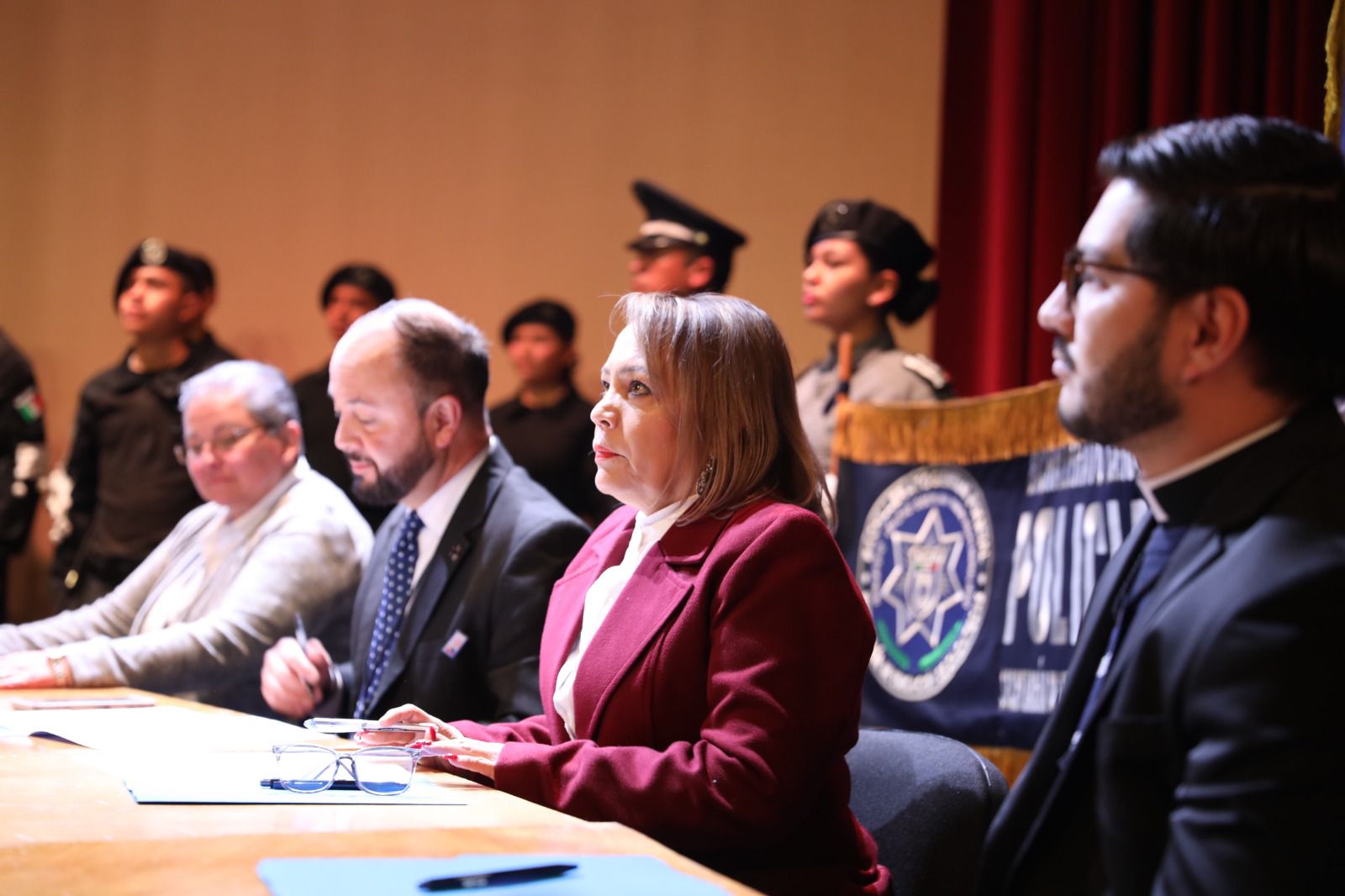 Mil maestros se forman en la cultura de la paz