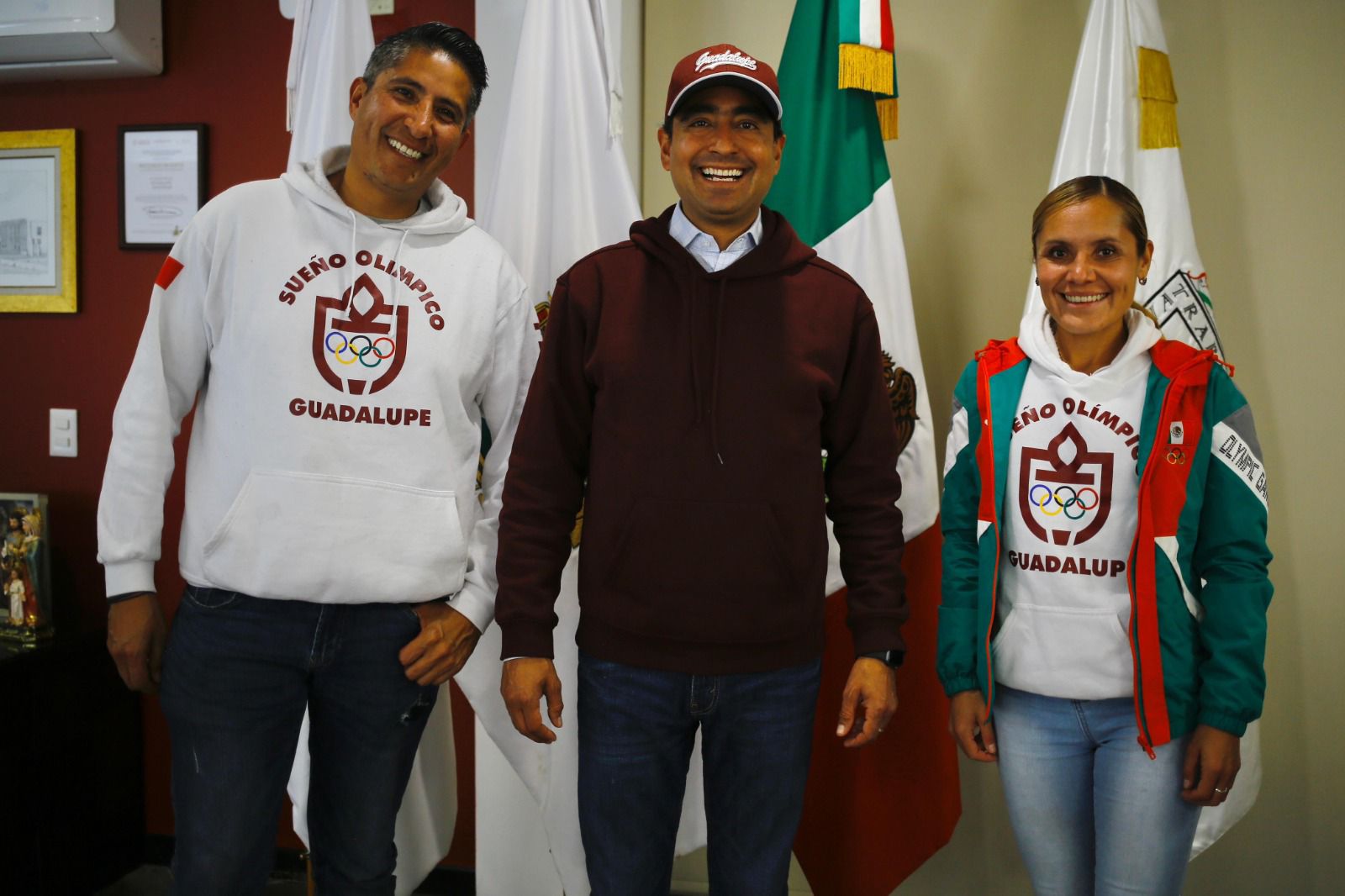 Refrenda Pepe Saldívar apoyo a atletas guadalupenses