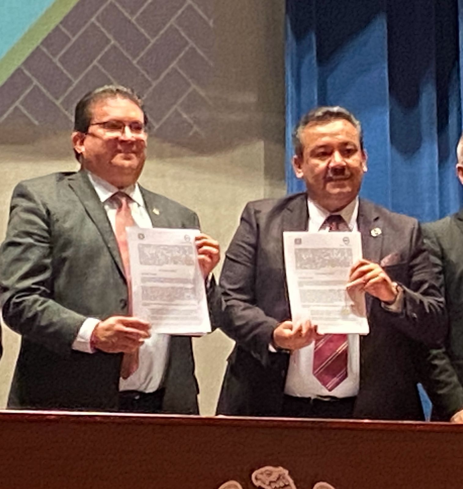 Realizan Utzac y UAZ firma de convenio histórico en favor de la educación de Zacatecas