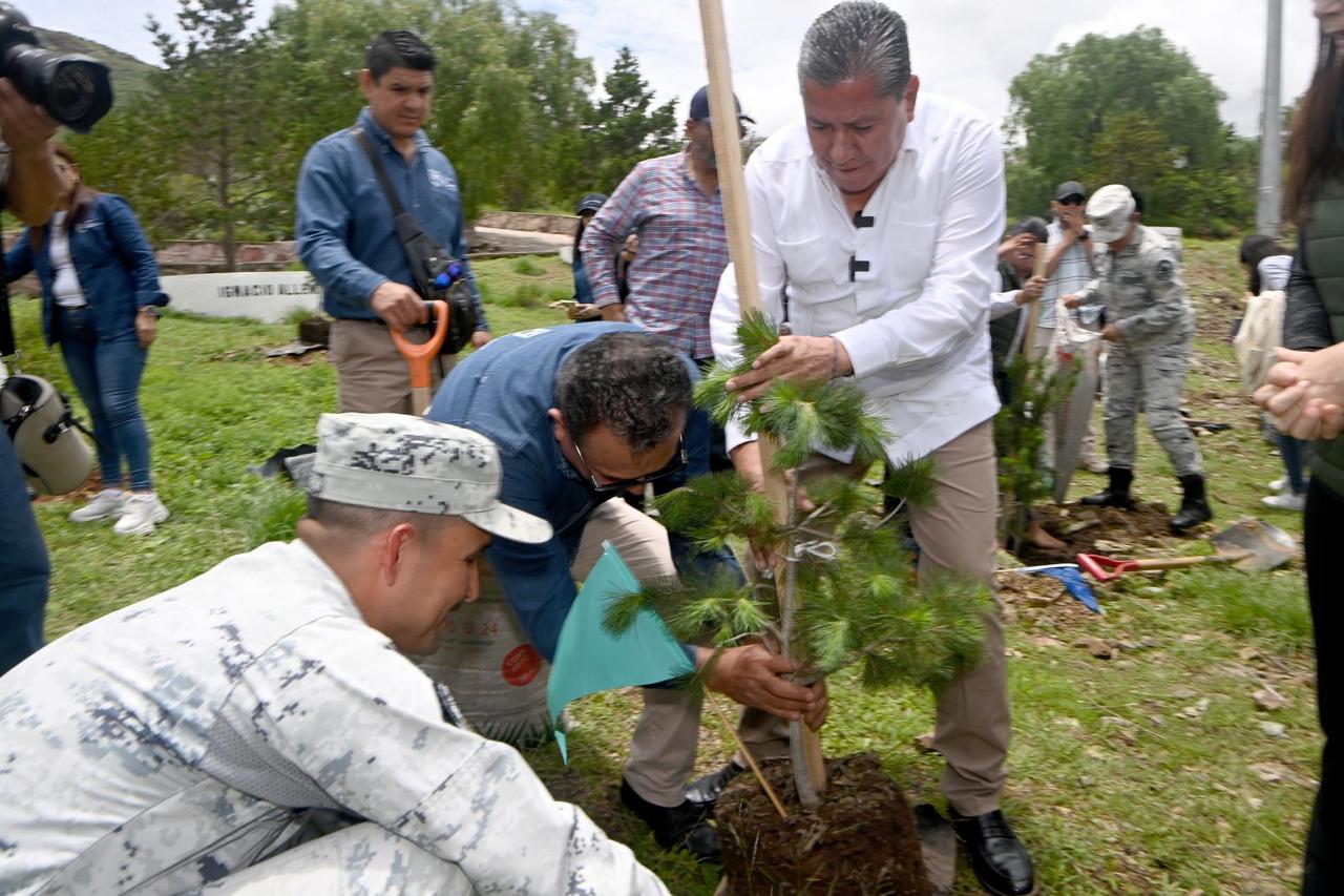 Entrega Gobernador David Monreal rehabilitación del Ecoparque Centenario Toma de Zacatecas