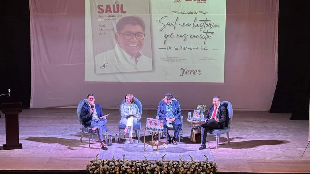 Saúl Monreal Presenta su libro en el pueblo Mágico de Jerez.Cumple su compromiso de regresar a los municipios.