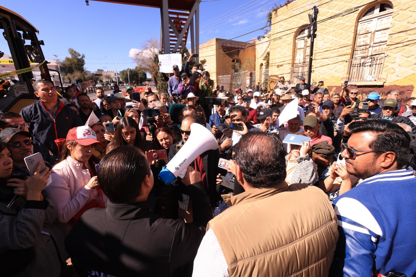 SUSPENDE MIGUEL VARELA LOS TRABAJOS DEL SEGUNDO PISO EN LA CAPITAL DE ZACATECAS