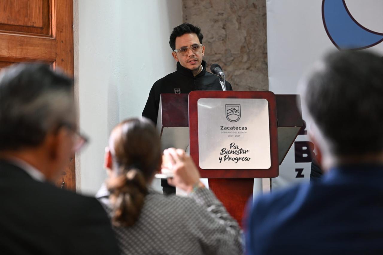 El Gobierno ha cumplido; confiamos en que el magisterio acepte: Rodrigo Reyes Mugüerza