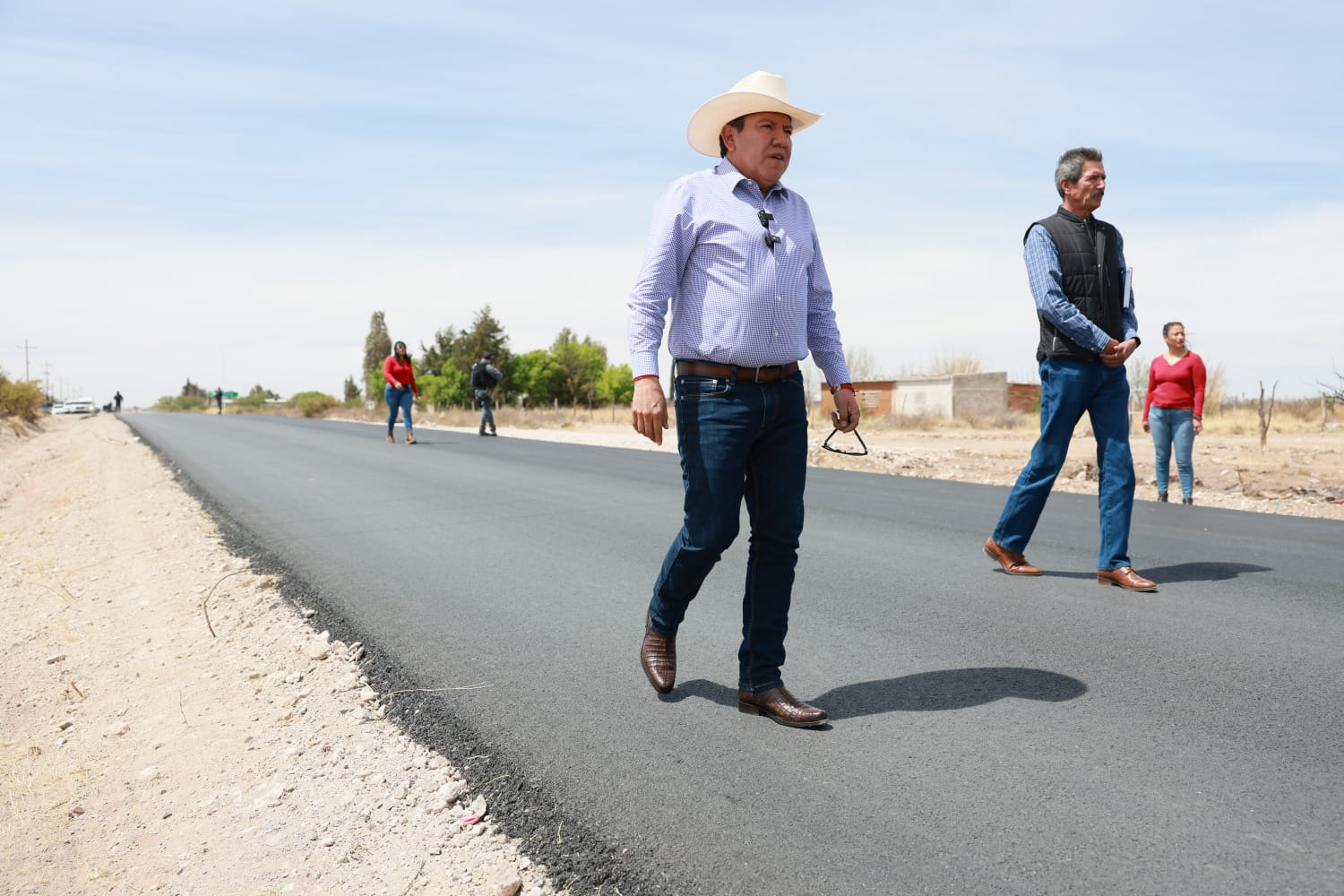 Avanza el Plan de Rescate Carretero en Zacatecas; supervisa Gobernador David Monreal obras en Calera y Fresnillo