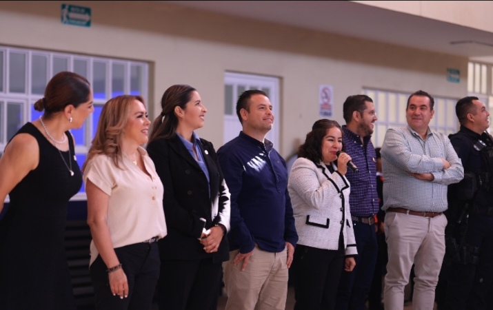 INVITA MIGUEL VARELA A LAS NIÑAS Y NIÑOS A CELEBRAR SU DÍA EN LA ALAMEDA