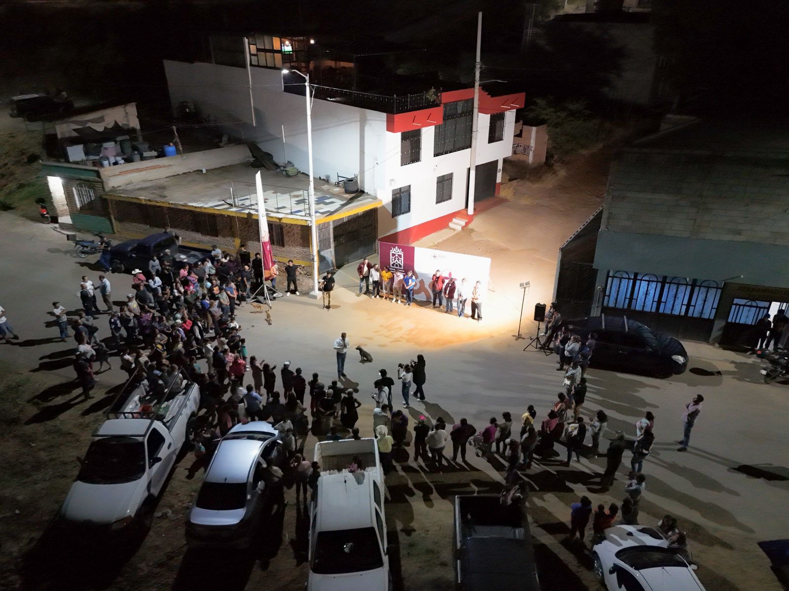 Entrega Pepe Saldívar ampliación de alumbrado público en colonias de Guadalupe