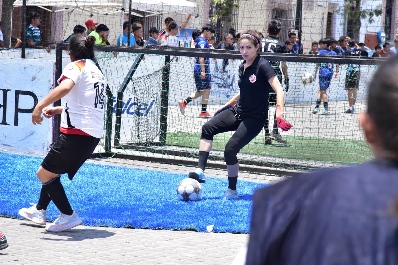 Participan jóvenes zacatecanos en el torneo “De la Calle a la Cancha”, edición 2025