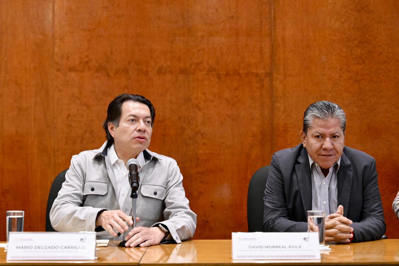 Participa Gobernador David Monreal Ávila en mesa tripartita de trabajo para atender demandas del magisterio zacatecano