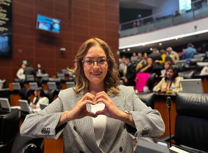 ELIMINAR TRÁMITES BUROCRÁTICOS Y DIGITALIZAR LOS SERVICIOS&nbsp; LLEVARA MAS BIENESTAR A LAS FAMILIAS: SENADORA VERÓNICA DÍAZ