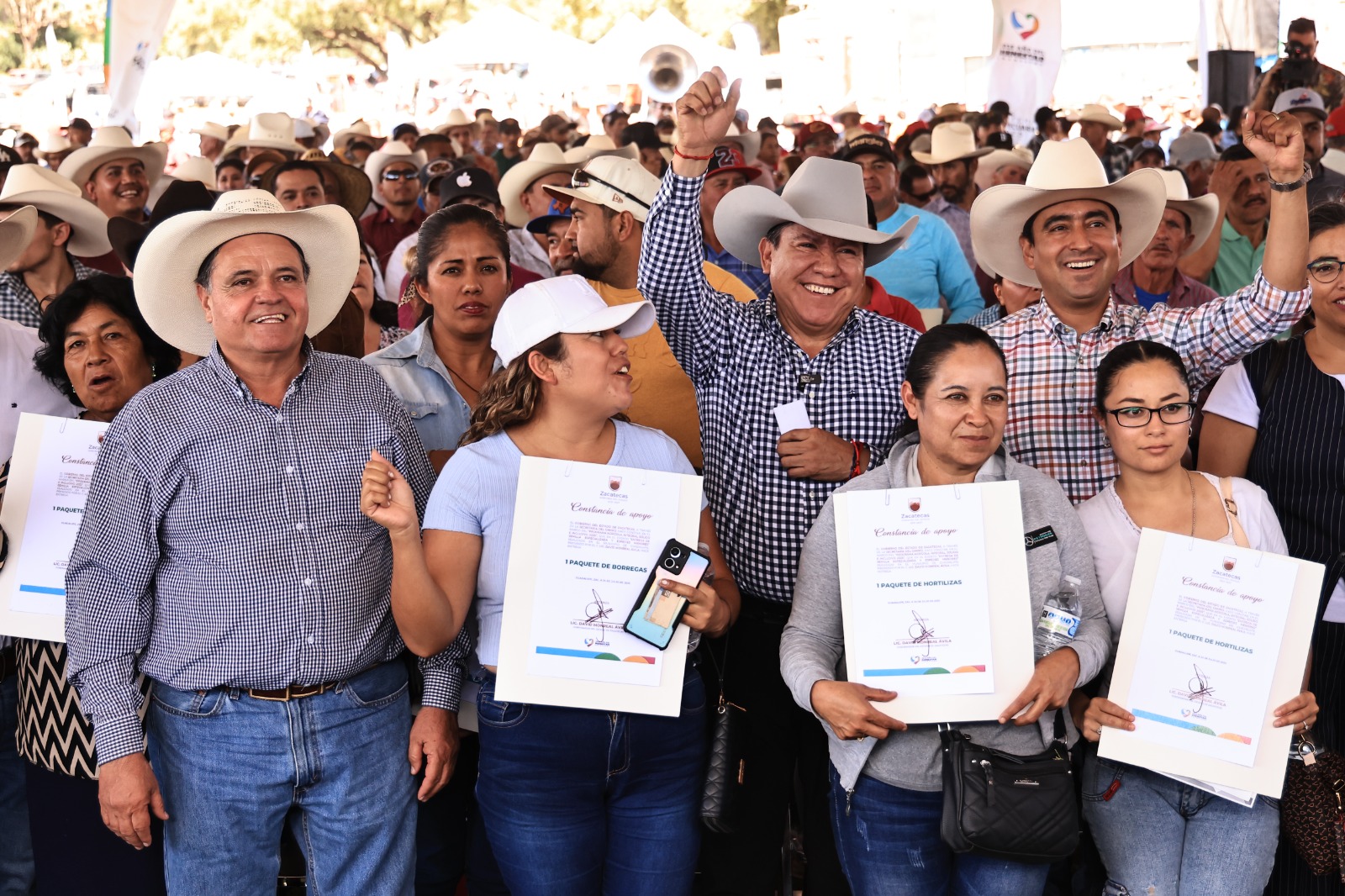 Reafirma el Gobernador David Monreal compromiso con el campo zacatecano y anuncia apoyos para productores de Guadalupe