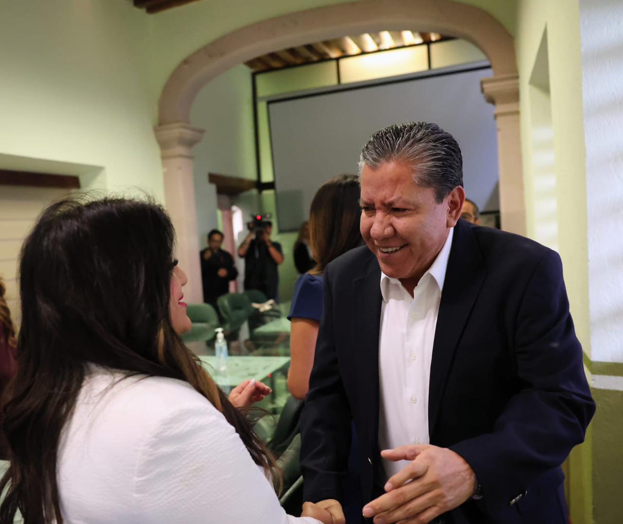 Consolida Gobernador David Monreal alianza con legisladores de California por seguridad, identidad y derechos de migrantes