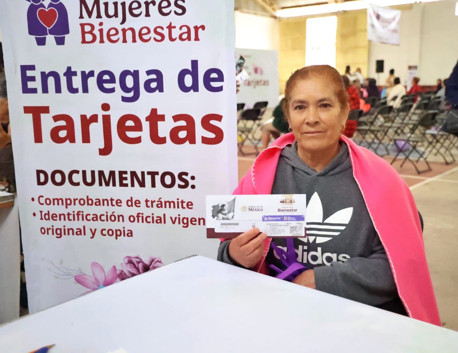 Inicia entrega de las tarjetas de la Pensión Mujeres Bienestar a poco más de 25 mil zacatecanas