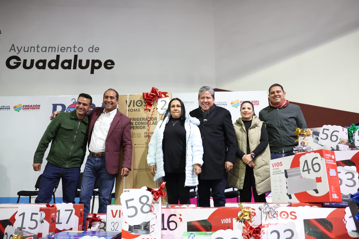 Beneficia Gobernador David Monreal con canastas alimentarias a 850 familias de Guadalupe en Posada por la Paz y el Bienestar