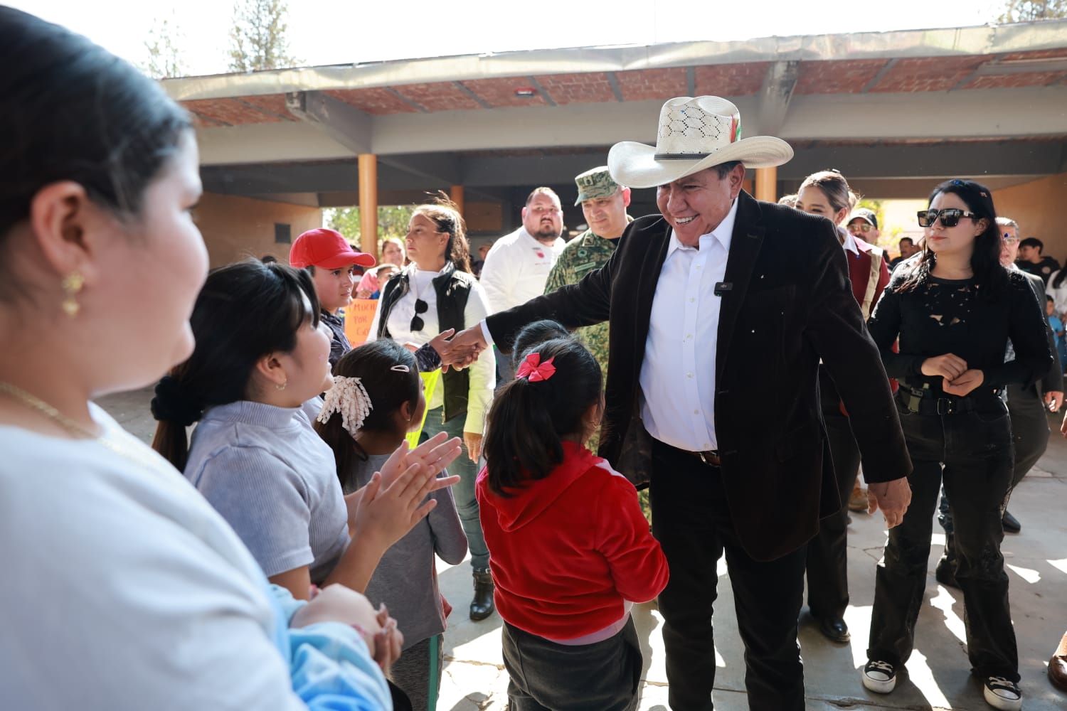 Promueve Gobernador David Monreal valores y cultura de paz con programa “Compartiendo Sonrisas, Construyendo Progreso”