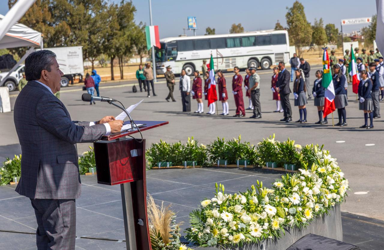 En el Día de la Bandera, convoca Gobernador David Monreal a poner a México y Zacatecas por encima de todo