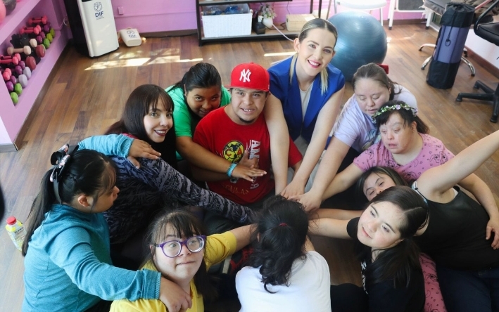 Reafirma DIF Capital compromiso con la inclusión a través de nuevos talleres para la Sala Down
