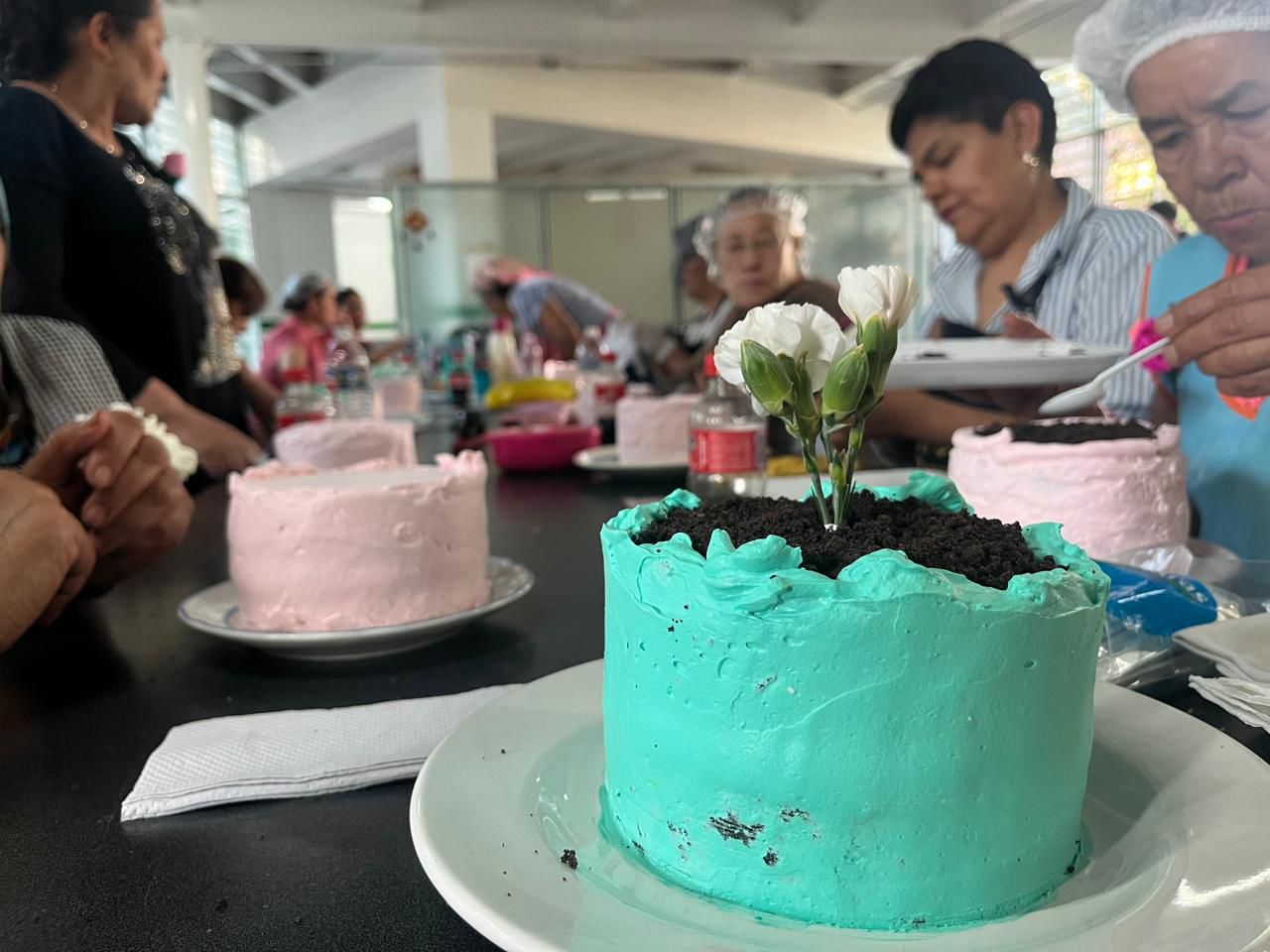 REALIZA DIF CAPITAL TALLER “TU MOMENTO DULCE” PARA CELEBRAR A LAS MADRES