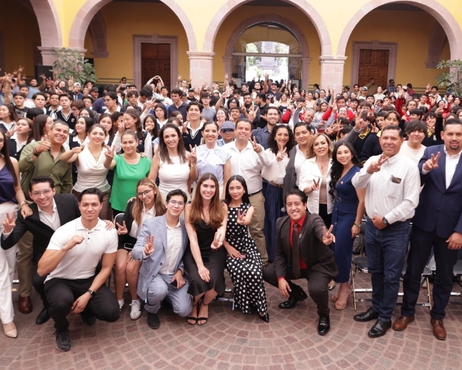 Lanza Ayuntamiento de Zacatecas el Pasaporte Juvenil