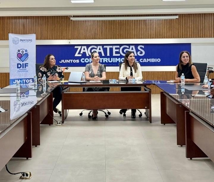 PREMIAN A GANADORES DEL CONCURSO «UN DÍA CON NUESTRO PRESIDENTE MUNICIPAL