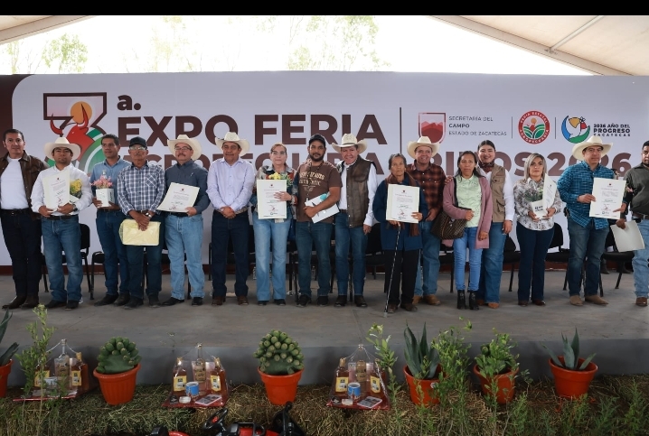 Con respaldo total al campo zacatecano, lleva Gobernador David Monreal Ávila la 3ª Expo Feria Regional Agropecuaria a Pinos
