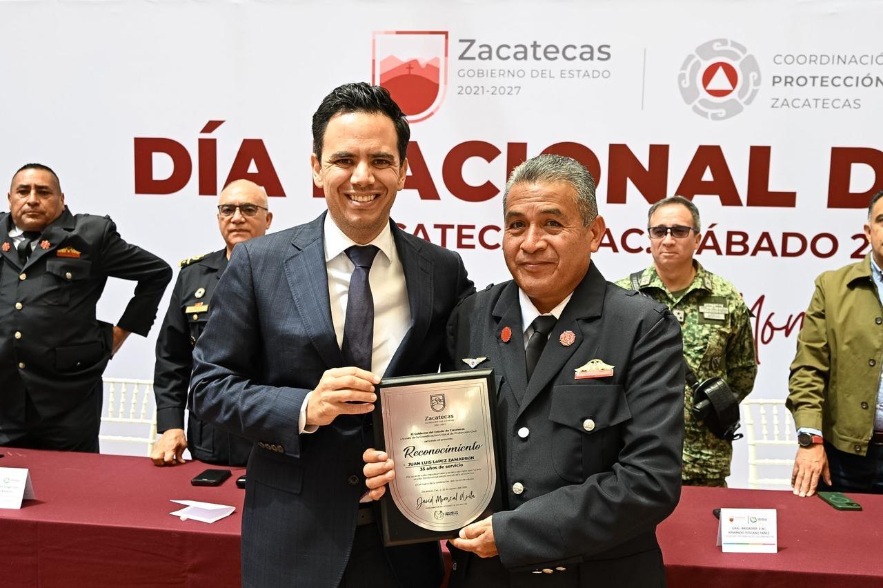 Reconoce Gobierno de Zacatecas gran amor a la patria de las y los bomberos