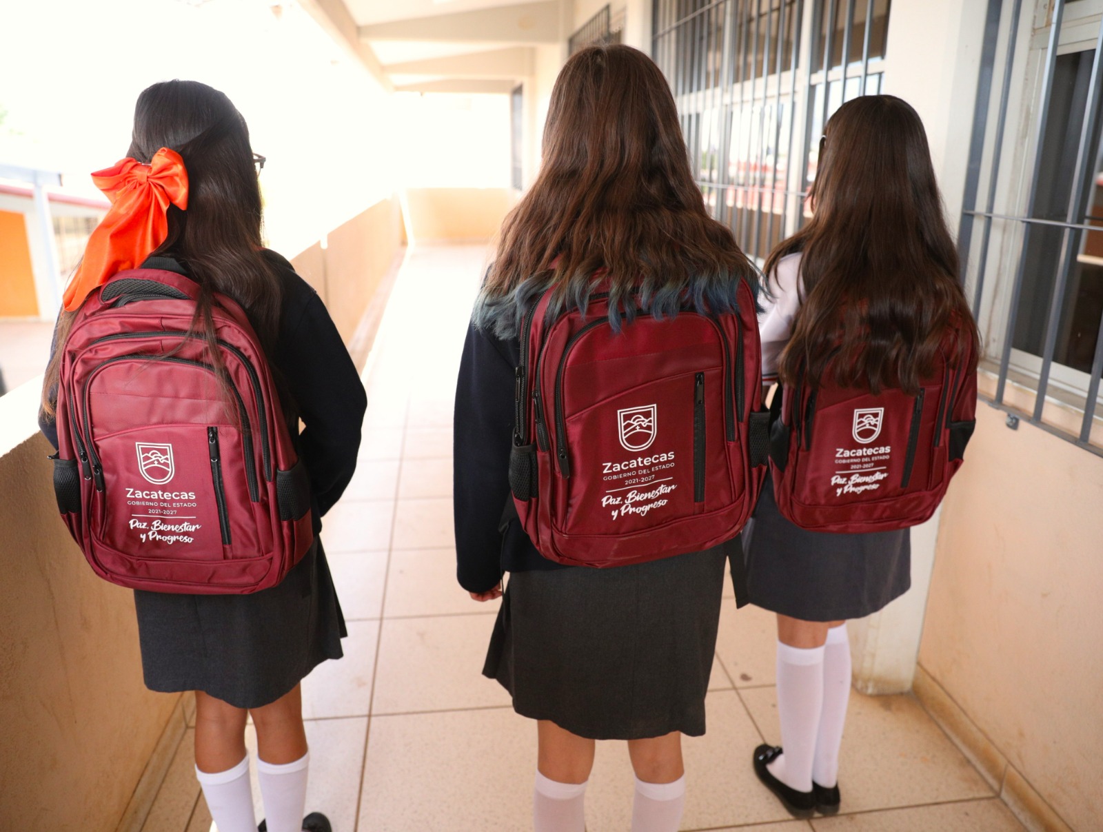 Con la entrega de apoyos educativos inicia el Nuevo Ciclo Escolar 2026-2027