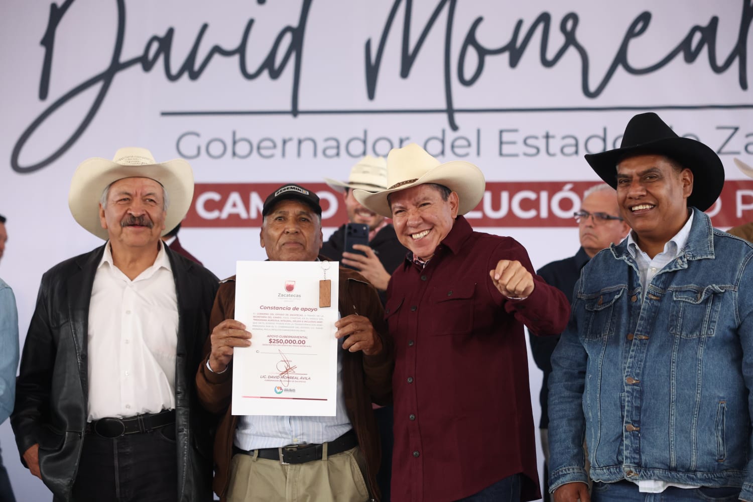Reafirma Gobernador David Monreal que el campo es solución y no problema, en Foro por la Transformación en Sombrerete
