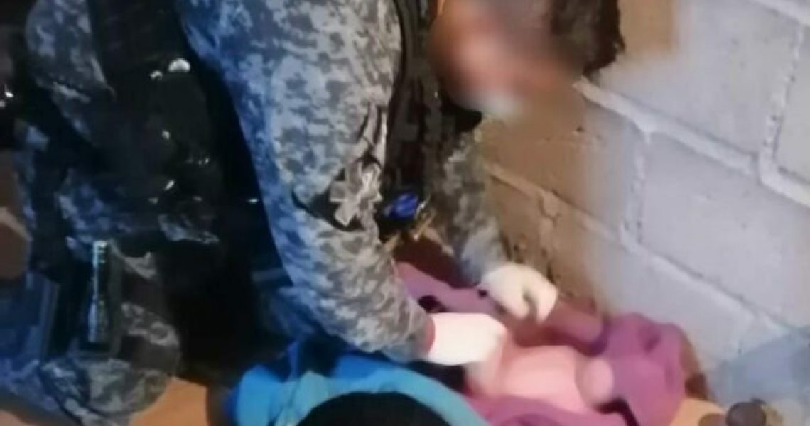 Policias-estatales-apoyan-en-labores-de-parto-a-una-mujer-en-Fresnillo-0-680x380